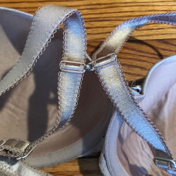 Curvy Kate molded cup bra, 30F - Picture 2 of 4